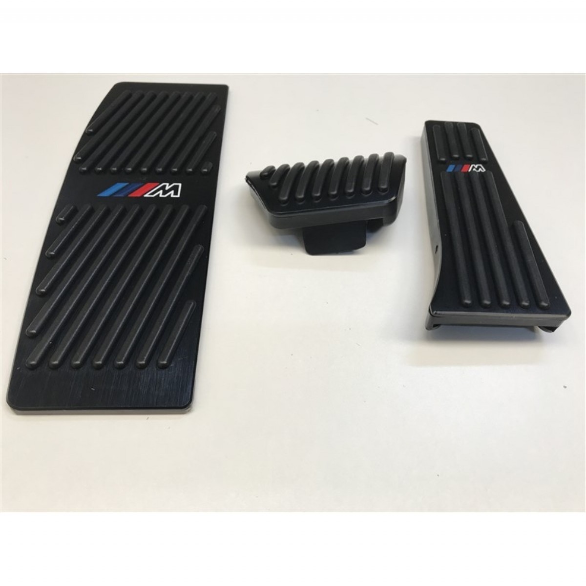 Bmw F30 Pedal Seti Orjinal Otomatik(BLACK) M LOGO YOKTUR